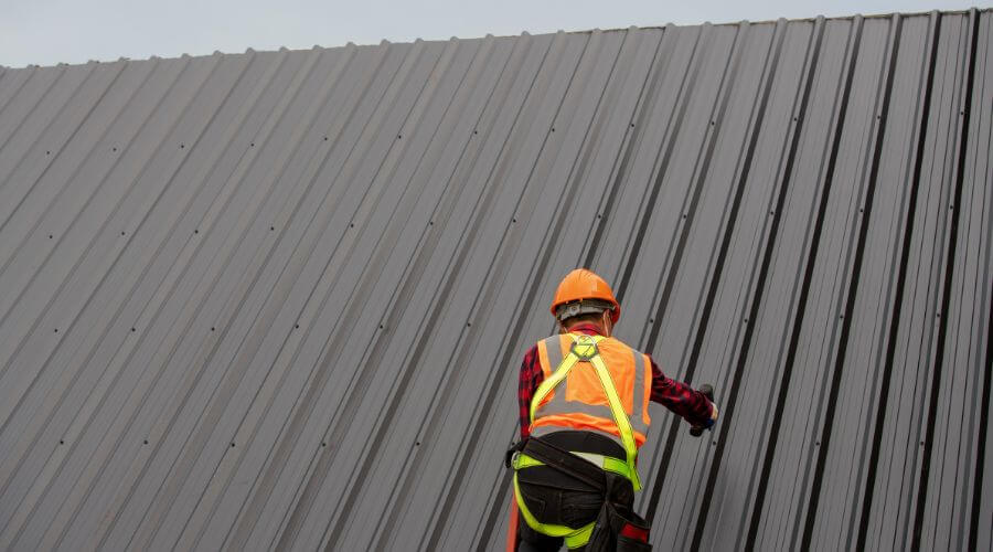 Professional gutter cleaning in Port O'Connor, TX